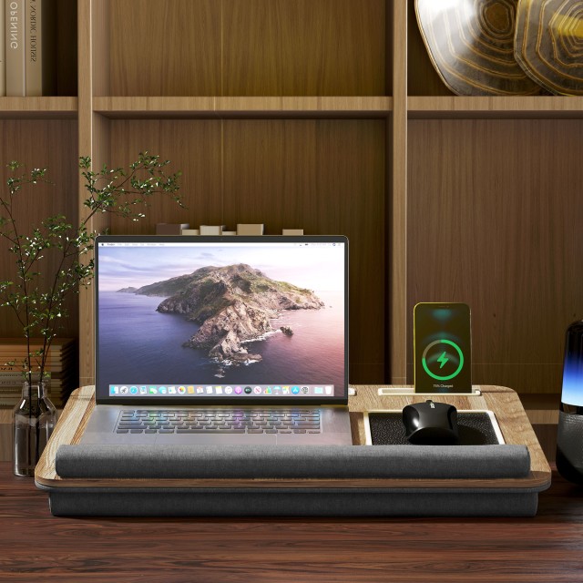 HOMCOM  Υποστήριξη για Laptop 15.6 με Επιφάνεια για Ποντίκι και Στήριγμα Καρπών, Θέση για Tablet και Smartphone, Δρυς  923-056V00AK