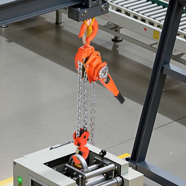 VEVOR Χειροκίνητος Ανυψωτήρας Αλυσίδας 6T, Με Μήκος Ανύψωσης 6M και... VEVOR Χειροκίνητος Ανυψωτήρας Αλυσίδας 6T, Με Μήκος Ανύψωσης 6M και...