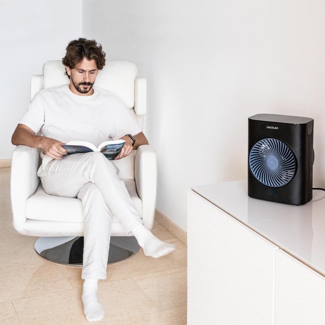 CECOTEC  Θερμοανεμιστήρας ReadyWarm 2070 Max Force Smart Μαύρο, 2000W, 2 Επίπεδα Ισχύος, 3 Λειτουργίες, LED Οθόνη & Τηλεχειριστήριο  CEC-08257