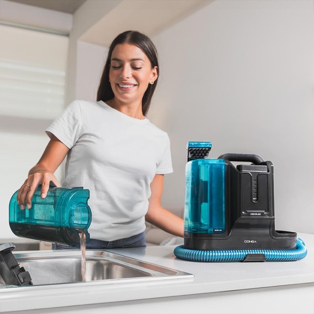 CECOTEC  Σκούπα Conga Carpet & Spot Clean Infinity με Ισχύ 150 W, 2 Εναλλάξιμες Μπαταρίες, 60 Λεπτά Αυτονομία, Ψεκαστήρα Νερού και Εξάρτημα για Παράθυρα  CEC-08666