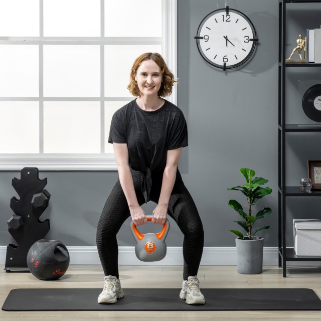 SPORTNOW Kettlebell 8kg σε PU και Sand με επίπεδη βάση και λαβή για Deadlifts, Squats και Lifts, 20x14x24 cm, Πορτοκαλί A91-255V03OG