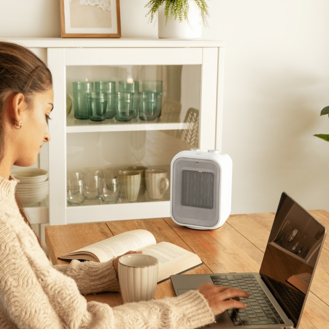 CECOTEC  Θερμαντικό ReadyWarm 1500 Max Κεραμικό Λευκό με 1500 W, Ρυθμιζόμενο Θερμοστάτη και 3 Λειτουργίες  CEC-08269