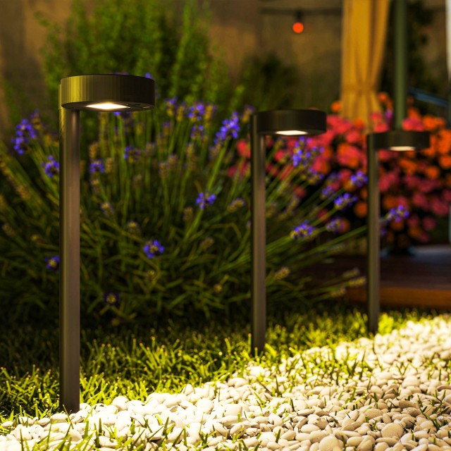 Outsunny Σετ 8 Ηλιακά Φωτιστικά LED 3000K, 12x10x46 εκ., Μαύρο B30-064V00BK