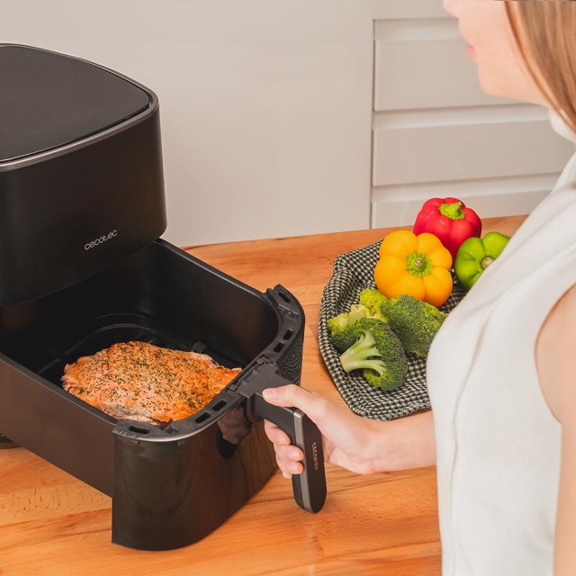 CECOTEC  Φριτέζα Αέρος Cecofry Fantastik 5500 - Ψηφιακή, 1500W, Χωρητικότητα 5,5L  CEC-04971