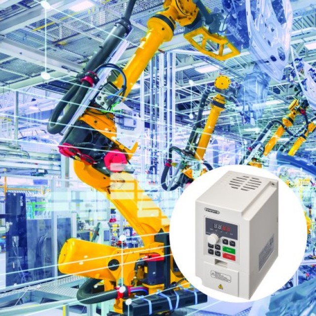 VEVOR Μετατροπέας Συχνότητας 4HP 3KW 14A 1 ή 3 Φάσεων AC 220V Είσοδος σε 3 Φάσεων AC 0~220V Έξοδος BPQDQ3KW220VKM54OV7