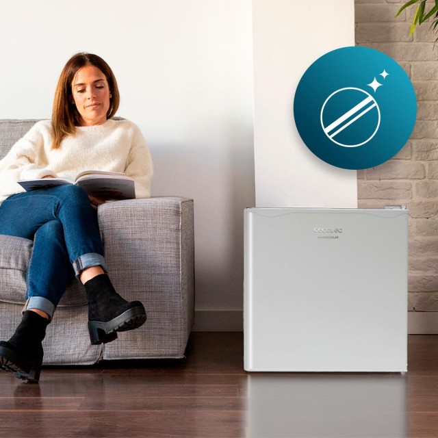 CECOTEC  Μίνι Ψυγείο GrandCooler 20000 SilentCompress Λευκό, 46 Λίτρα, Εσωτερική Κατάψυξη, 48,7x48 εκ., Αναστρέψιμη Πόρτα, Ενεργειακή Κλάση E  CEC-00149