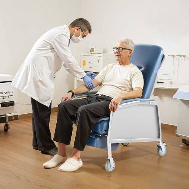 VEVOR Καρέκλα Γηριατρική Ανακλινόμενη με Δίσκο & 4 Ρόδες LNTYLNTYSD...