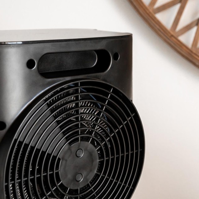 CECOTEC  Θερμοανεμιστήρας ReadyWarm 2070 Max Force Black με 2000 W, 2 επίπεδα ισχύος και 3 λειτουργίες  CEC-08254
