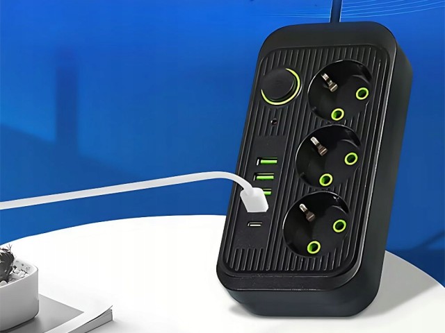 Verk Group Πολύμπριζο 3 Θέσεων 250V με 2m Καλώδιο, 4x USB & 1x USB-...