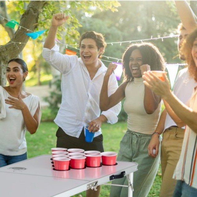 VEVOR Φορητό Τραπέζι Beer Pong  2.4 μ. για Πάρτι με Θέσεις για Ποτήρια και Μπάλες Πονγκ ZDPJYXZGCKDKGUYQ7V0