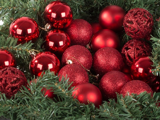 Verk Group Σετ Χριστουγεννιάτικες Μπάλες (100 τεμάχια) με Κόκκινο Ά... Verk Group Σετ Χριστουγεννιάτικες Μπάλες (100 τεμάχια) με Κόκκινο Ά...