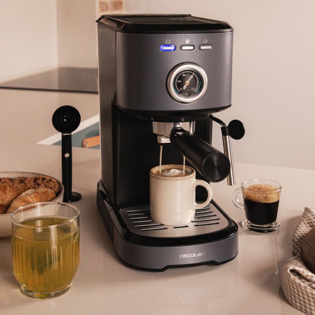 CECOTEC  Καφετιέρα Espresso Power 20 Pecan Steel, Ψηφιακή με 20 Bar...