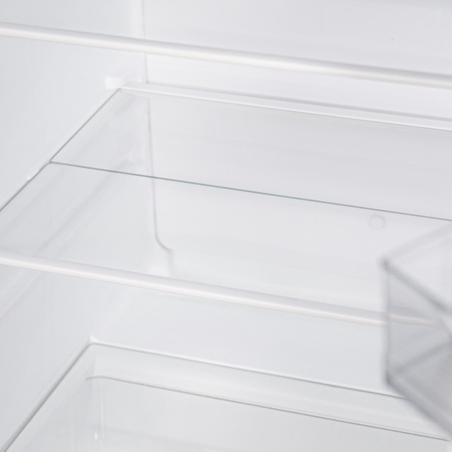 CECOTEC  Μαύρο Μίνι Ψυγείο Bolero CoolMarket TT 133 L, 83,5 εκ. ύψος, 55,1 εκ. πλάτος, 133L, Ενεργειακή Κλάση E, Crisper Box, Εσωτερικός Φωτισμός LED, Λειτουργία Απόψυξης, Μηχανικός Έλεγχος Θερμοκρασίας  CEC-01941