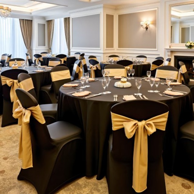 VEVOR Μαύρα Καλύμματα Καρεκλών 100 τμχ, Ελαστικά Καλύμματα Πολυεστε...