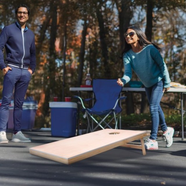 VEVOR Φορητό Σετ Κορνχόλ 4x2ft Ξύλινο με Θήκη Μεταφοράς HWDDBSM42FT...