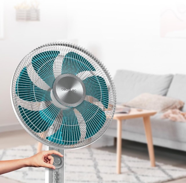 Ανεμιστήρας Δαπέδου 70W με 4 Ταχύτητες, Χρονοδιακόπτη, Αυτόματη Περιστροφή & Ύψος έως 130 cm Λευκό CEC-08300 Cecotec