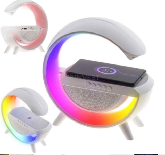 Πολυλειτουργικό Φωτιστικό LED με Bluetooth Ηχείο, RGB Φωτισμό & Ασύρματη Φόρτιση 5908222237639 SPM
