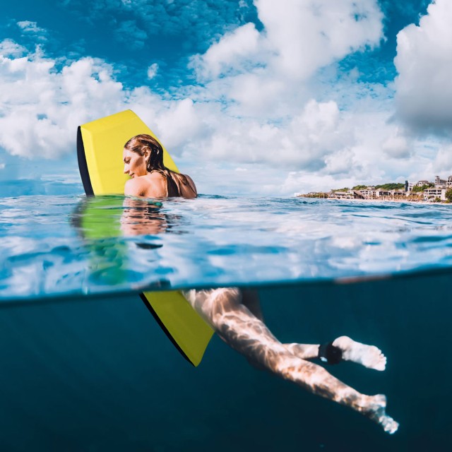 Costway  Ιδανική Σανίδα Bodyboard για Καλοκαιρινές Περιπέτειες στην Παραλία OP70225-L