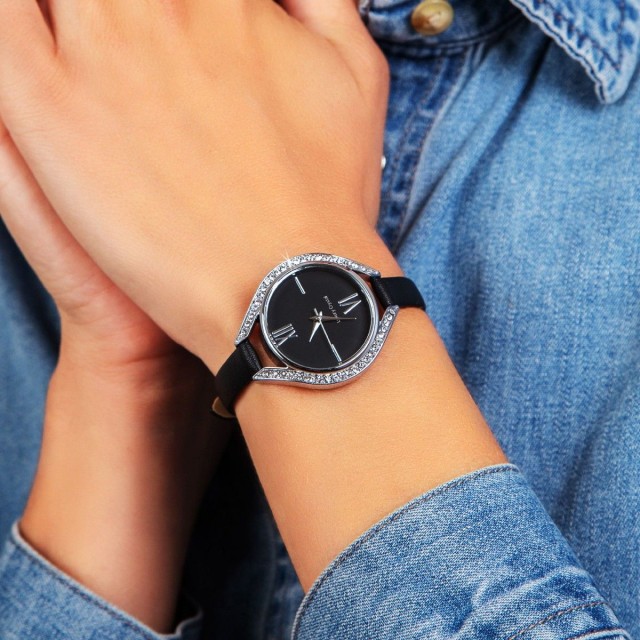 So Charm Ρολόι με μπρασελέ διακοσμημένο με Κρύσταλλα Swarovski, Μαύ...