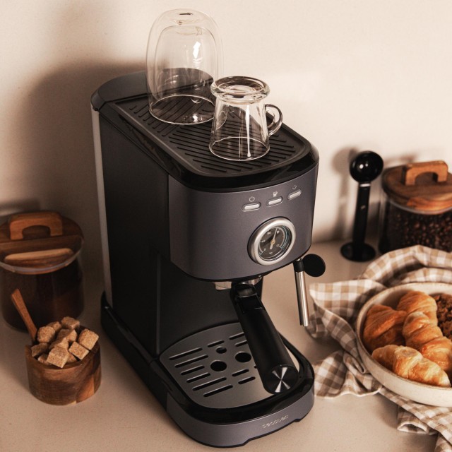 CECOTEC  Καφετιέρα Espresso Power 20 Pecan Steel, Ψηφιακή με 20 Bar και Ρυθμιζόμενο Ατμοποιητή  CEC-00275