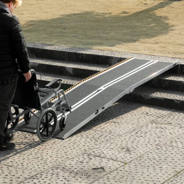 Ράμπα Αλουμινίου VEVOR 10ft, 800lbs, Αναδιπλούμενη για Καροτσάκια & Σκούτερ  ZDKMJPD120YCUEI5QV0