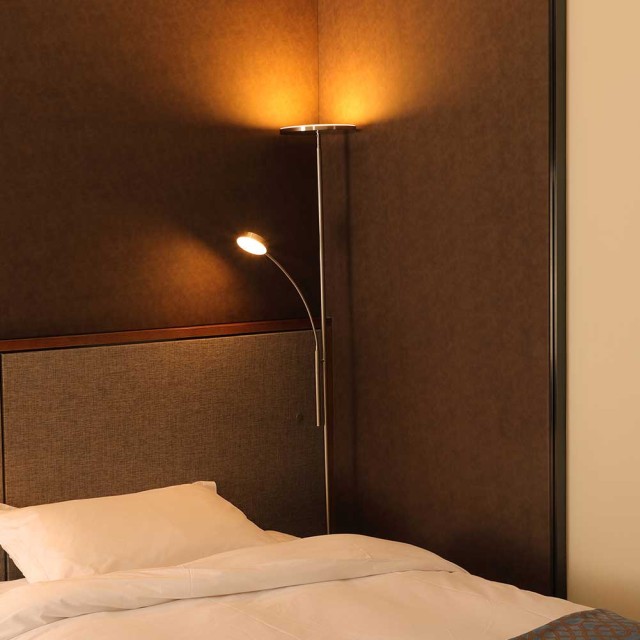 BAKAJI  Λάμπα Δαπέδου Touch LED 36W 2000Lm 2 Φώτα Ρυθμιζόμενη + Τηλεχειριστήριο  02813837