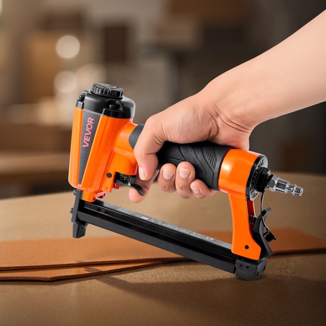 VEVOR Πνευματικό Πιστόλι Καρφώματος 21 Γκαζ, για 80 Series, 12.8mm ... VEVOR Πνευματικό Πιστόλι Καρφώματος 21 Γκαζ, για 80 Series, 12.8mm ...