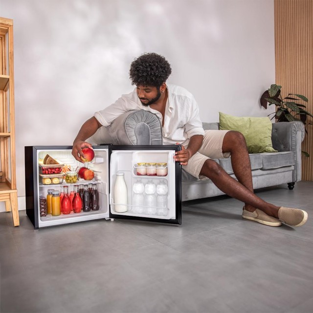 CECOTEC  Μίνι Ψυγείο GrandCooler 20000 L SilentCompress Inox E, Μαύ...