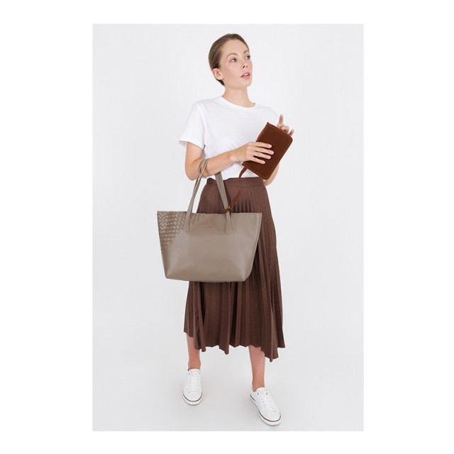 Γυναικεία Τσάντα Χειρός Χρώματος Taupe Laura Ashley Albion 651LAS1696