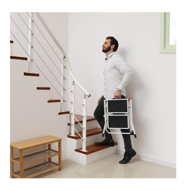 Πτυσσόμενη Σκάλα από Ατσάλι 2 Σκαλιών Χρώματος Λευκό Songmics GSL02WT Πτυσσόμενη Σκάλα από Ατσάλι 2 Σκαλιών Χρώματος Λευκό Songmics GSL02WT