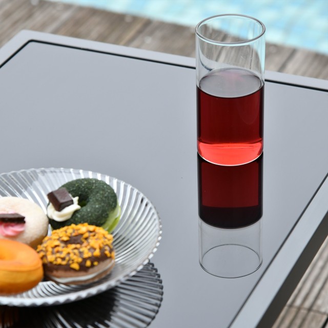 Outsunny Outdoor Lounge, σετ 4 τεμαχίων με 1 τραπεζάκι σαλονιού, 2 καρέκλες κήπου και 1 μεταλλικό πάγκο, μαύρο 84B-508