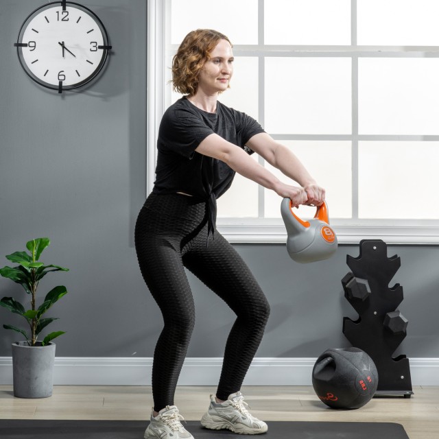 SPORTNOW Kettlebell 8kg σε PU και Sand με επίπεδη βάση και λαβή για Deadlifts, Squats και Lifts, 20x14x24 cm, Πορτοκαλί A91-255V03OG