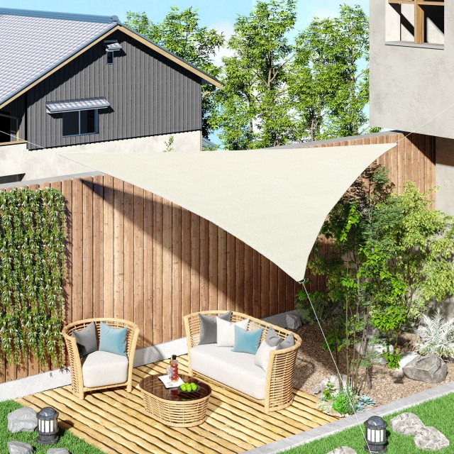 Outsunny HDPE Τριγωνική Τέντα, Κρέμα, 6x6x6m 01-0626